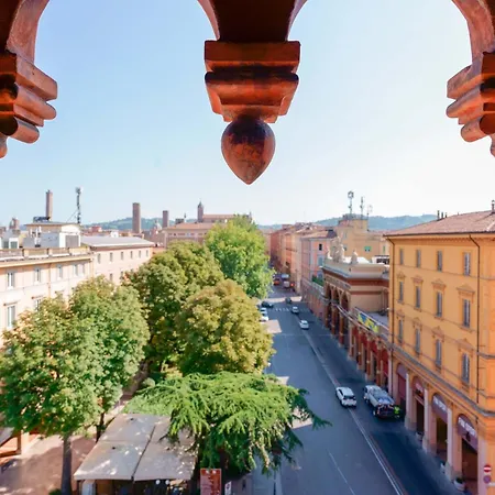 Rooftopbo Centro Storico Apartment
